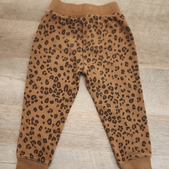 GAP Kids Brown Leopard Print Joggers - Picture 5 of 6